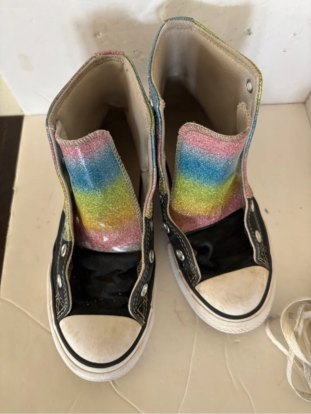 Converse Chuck Taylor Glitter Drip melt design sneakers Youth Sz 1
